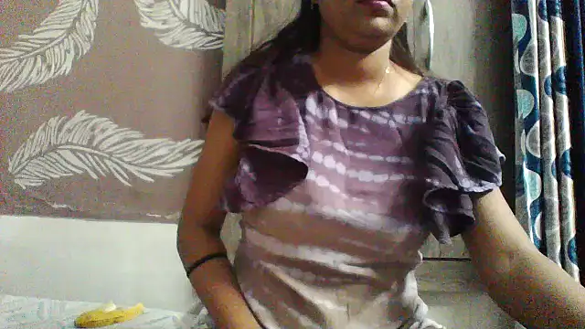 Snapshot of shalini_fire chatting on 02-27-26, 10:04 shalini fire online show from 02-27-26, 10:04