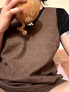 Morguisssz online show from 01-13-26, 02:10