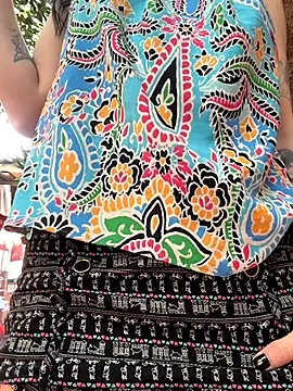 Morguisssz online show from 12-18-25, 06:34