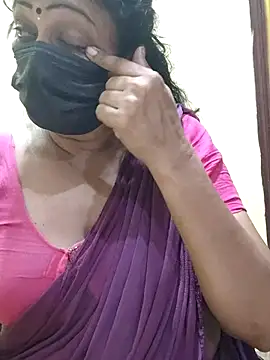 Snapshot of rekha_naier chatting on 03-13-25, 11:27 rekha naier online show from 03-13-25, 11:27