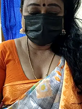 Snapshot of rekha_naier chatting on 09-25-25, 12:00 rekha naier online show from 09-25-25, 12:00