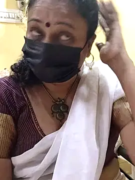 Snapshot of rekha_naier chatting on 03-06-25, 07:25 rekha naier online show from 03-06-25, 07:25
