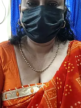 Snapshot of rekha_naier chatting on 10-11-25, 03:07 rekha naier online show from 10-11-25, 03:07