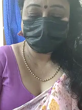 Snapshot of rekha_naier chatting on 09-18-25, 02:31 rekha naier online show from 09-18-25, 02:31