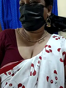 Snapshot of rekha_naier chatting on 09-24-25, 08:04 rekha naier online show from 09-24-25, 08:04