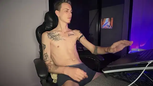 Den BlueXx online show from 02-19-26, 01:46