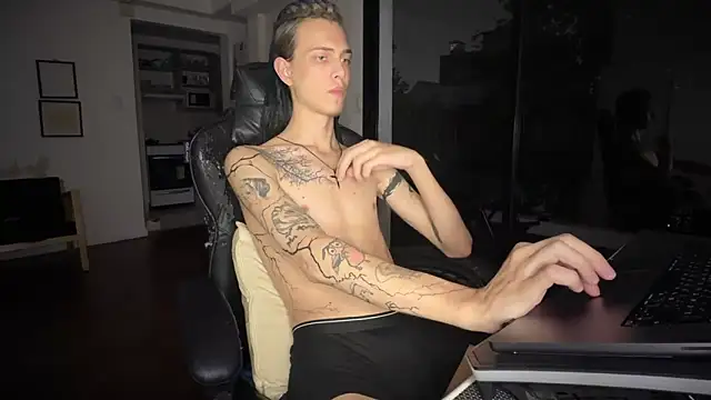 Den BlueXx online show from 03-27-26, 10:54