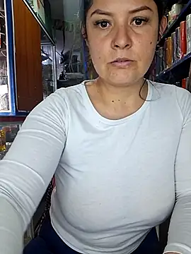Snapshot of nidia2026 chatting on 06-09-26, 04:52 nidia2026 online show from 06-09-26, 04:52