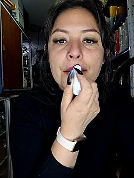 Snapshot of nidia2026 chatting on 07-18-26, 01:41 nidia2026 online show from 07-18-26, 01:41