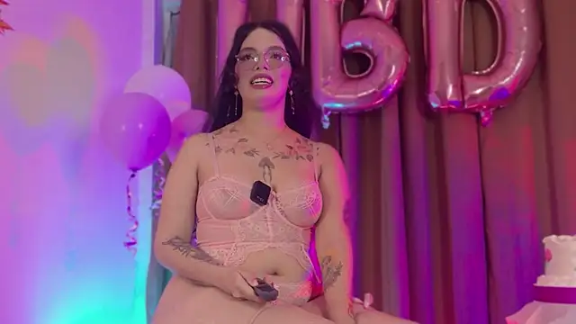 Little maeve online show from 11-14-25, 12:58