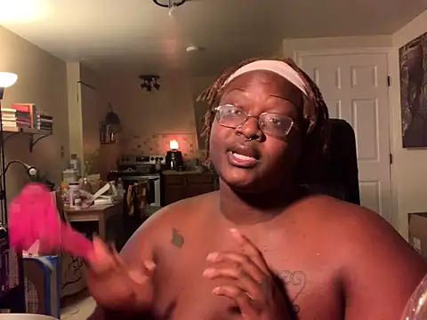 BigKittyRaven online show from 12-15-24, 04:40