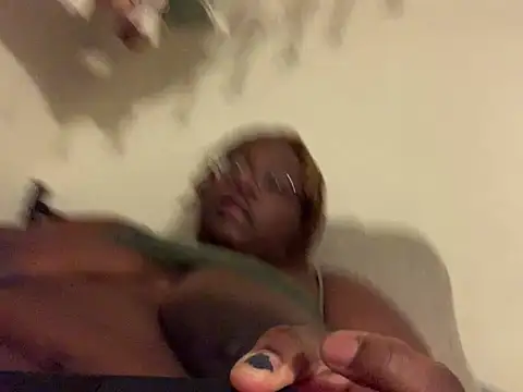 BigKittyRaven online show from 02-03-25, 07:40