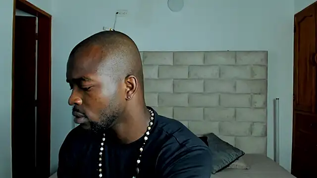 Dylan Taylor online show from 03-09-26, 03:32