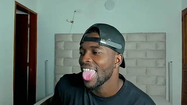 Dylan Taylor online show from 02-14-26, 03:51