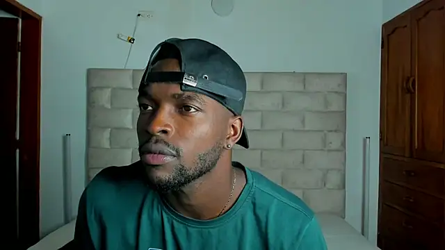 Dylan Taylor online show from 02-15-26, 03:40