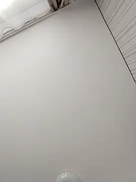 Lorrain Dorrie online show from 10-20-25, 08:37