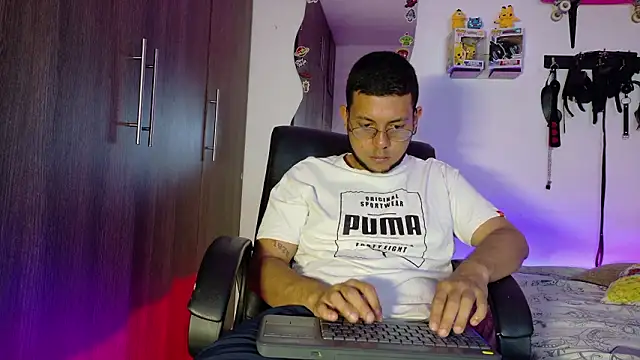 Nymphobuddies online show from 02-28-26, 07:57