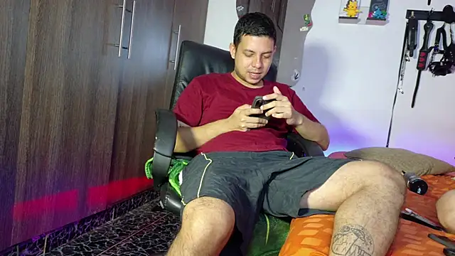 Nymphobuddies online show from 01-11-26, 09:33