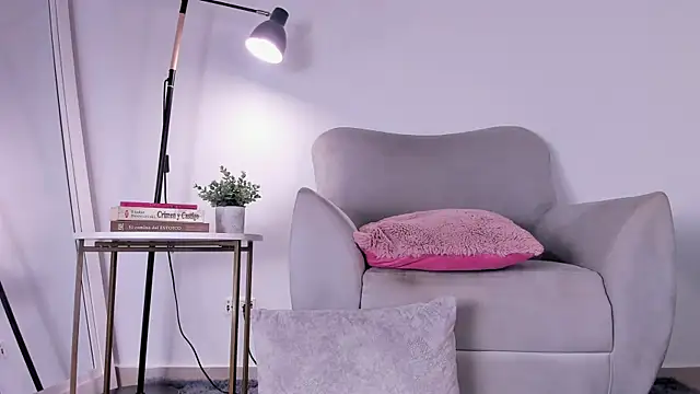 Snapshot of EmmaaCoel chatting on 03-20-25, 05:25 EmmaaCoel online show from 03-20-25, 05:25