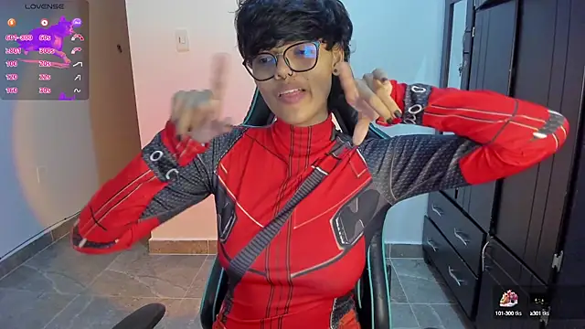 Snapshot of gooddess_isis chatting on 01-15-25, 03:33 gooddess isis online show from 01-15-25, 03:33