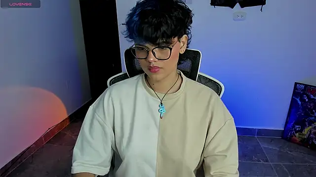 Snapshot of gooddess_isis chatting on 09-16-25, 02:34 gooddess isis online show from 09-16-25, 02:34