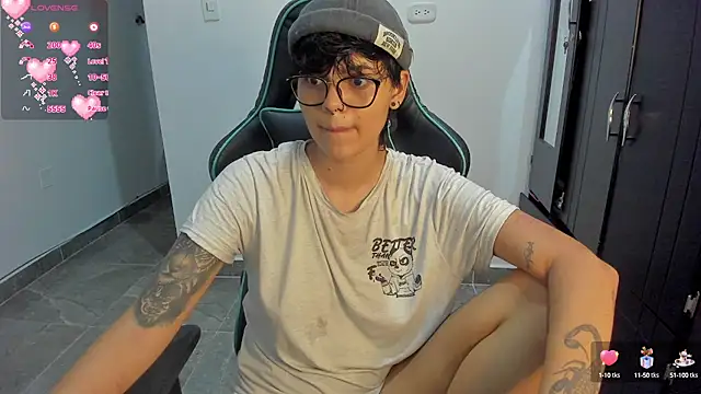 Snapshot of gooddess_isis chatting on 01-28-25, 09:19 gooddess isis online show from 01-28-25, 09:19