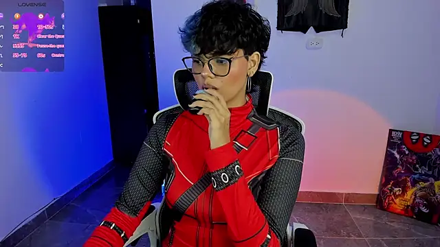 Snapshot of gooddess_isis chatting on 09-22-25, 02:28 gooddess isis online show from 09-22-25, 02:28