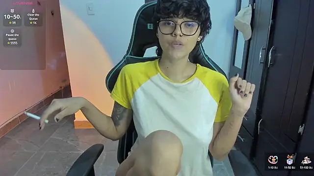 Snapshot of gooddess_isis chatting on 12-30-24, 07:04 gooddess isis online show from 12-30-24, 07:04