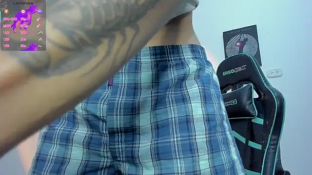 Snapshot of gooddess_isis chatting on 02-22-25, 12:27 gooddess isis online show from 02-22-25, 12:27