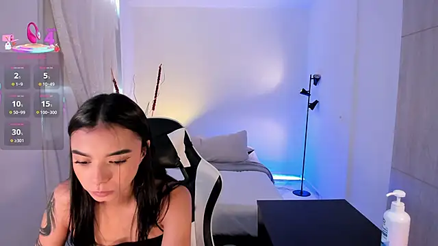 AnabelWolf online show from 09-24-25, 04:57