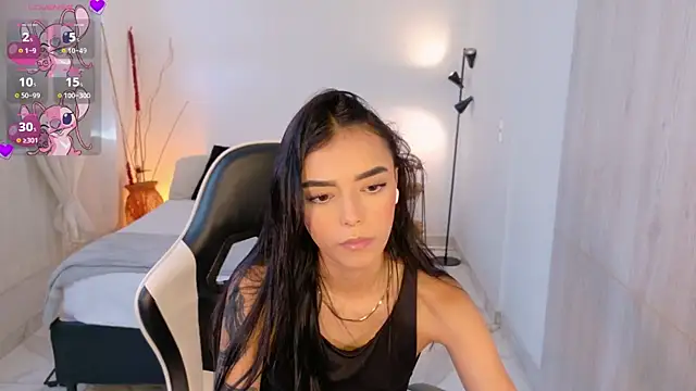 AnabelWolf online show from 11-25-25, 02:28