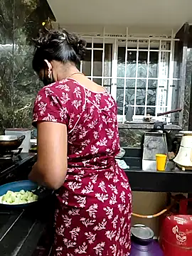 Tamil Shalini Lustyy online show from 12-19-25, 11:18