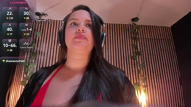 Snapshot of Victoria_Ponce1 chatting on 03-05-25, 08:42 Victoria Ponce1 online show from 03-05-25, 08:42