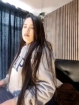 Snapshot of Victoria_Ponce1 chatting on 03-17-25, 08:09 Victoria Ponce1 online show from 03-17-25, 08:09
