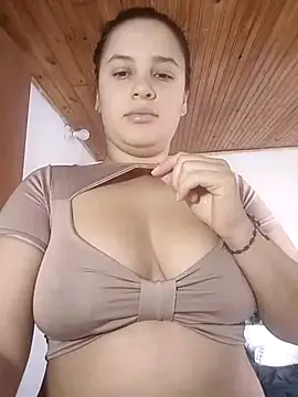 Snapshot of Victoria_Ponce1 chatting on 10-12-25, 06:53 Victoria Ponce1 online show from 10-12-25, 06:53