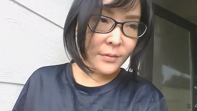 Snapshot of Misstaiwan@xh chatting on 10-30-25, 04:00 Misstaiwanxh online show from 10-30-25, 04:00