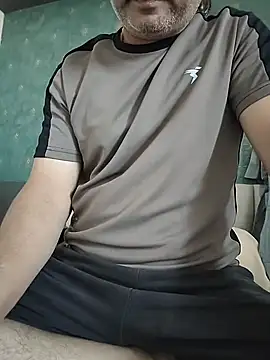 samee00721 online show from 01-11-26, 05:36