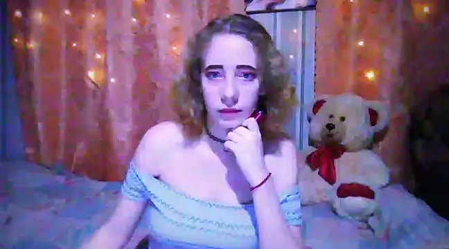 Snapshot of MelxMellie chatting on 12-24-24, 09:33 MelxMellie online show from 12-24-24, 09:33