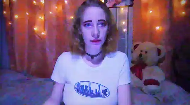 Snapshot of MelxMellie chatting on 12-24-24, 06:28 MelxMellie online show from 12-24-24, 06:28