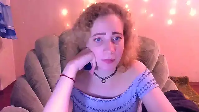 Snapshot of MelxMellie chatting on 01-24-25, 10:19 MelxMellie online show from 01-24-25, 10:19