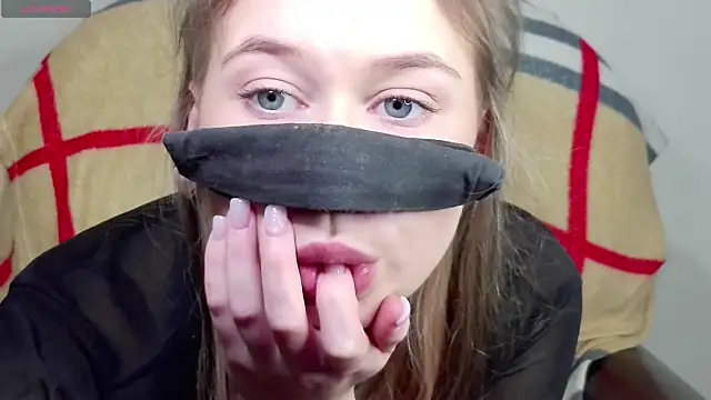 Mikki5P online show from 02-15-25, 06:12