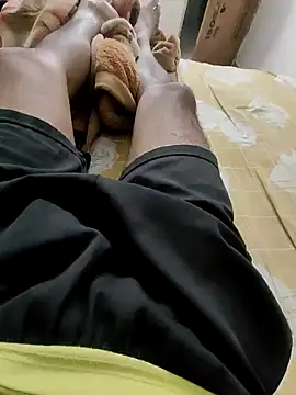 Feminaflaunt0105 online show from 01-29-25, 06:17