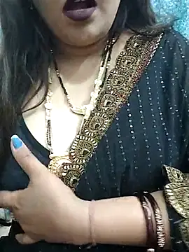 Snapshot of Mayuri77 chatting on 03-10-25, 03:20 Mayuri77 online show from 03-10-25, 03:20