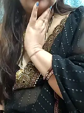 Snapshot of Mayuri77 chatting on 03-11-25, 05:57 Mayuri77 online show from 03-11-25, 05:57