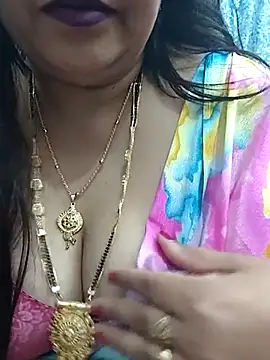 Snapshot of Mayuri77 chatting on 02-21-25, 09:56 Mayuri77 online show from 02-21-25, 09:56
