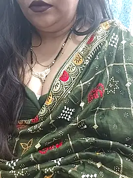 Snapshot of Mayuri77 chatting on 03-18-25, 11:00 Mayuri77 online show from 03-18-25, 11:00