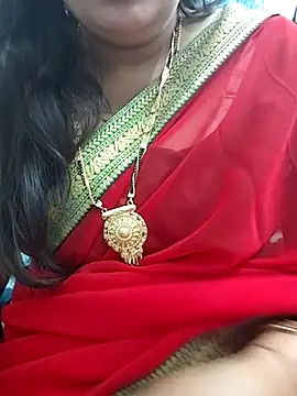 Snapshot of Mayuri77 chatting on 03-18-25, 04:17 Mayuri77 online show from 03-18-25, 04:17