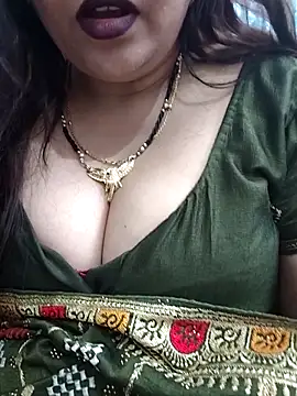 Snapshot of Mayuri77 chatting on 03-19-25, 05:17 Mayuri77 online show from 03-19-25, 05:17