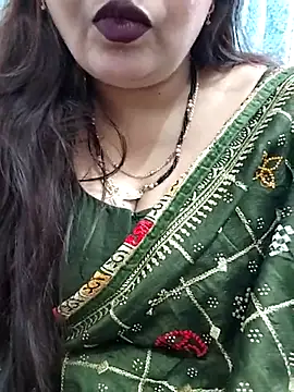 Snapshot of Mayuri77 chatting on 03-19-25, 01:29 Mayuri77 online show from 03-19-25, 01:29