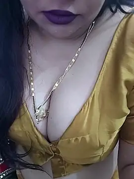 Snapshot of Mayuri77 chatting on 10-07-25, 07:20 Mayuri77 online show from 10-07-25, 07:20